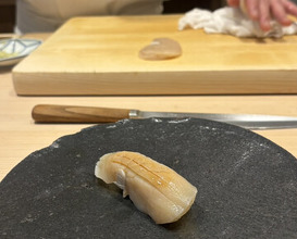 Dinner at Sushi Suzuki (鮨 鈴木)