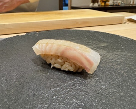 Dinner at Sushi Suzuki (鮨 鈴木)