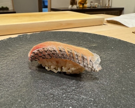 Dinner at Sushi Suzuki (鮨 鈴木)