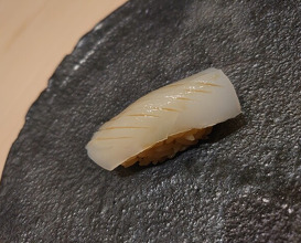Dinner at Sushi Suzuki (鮨 鈴木)