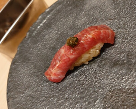 Dinner at Sushi Suzuki (鮨 鈴木)