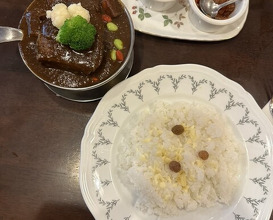 Dinner at European Curry Tomato (トマト)
