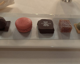 Dinner at TOUR D'ARGENT Toukyou (トゥールダルジャン 東京)