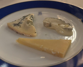 Dinner at TOUR D'ARGENT Toukyou (トゥールダルジャン 東京)