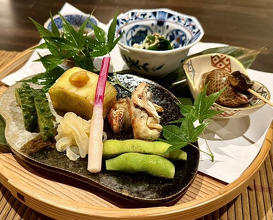 Dinner at Regional cuisine Tsugumi (郷土料理 嗣味)