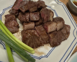 Dinner at Yassan (安参)