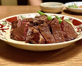 Dinner at Yassan (安参)