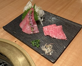 Dinner at Yoroniku