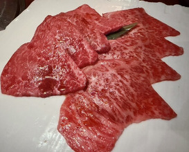 Dinner at Yoroniku