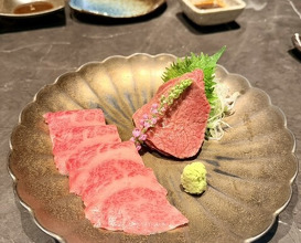 Dinner at YORONIKU TOKYO