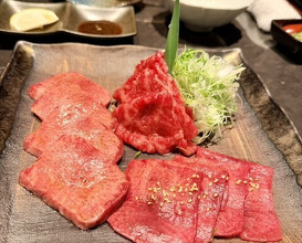 Dinner at YORONIKU TOKYO