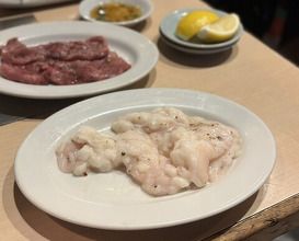 Dinner at Sumibi Yaki Yuji (炭火焼 ゆうじ)