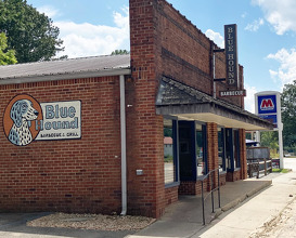 Dinner at Blue Hound Barbecue