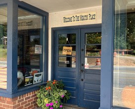 Dinner at Blue Hound Barbecue