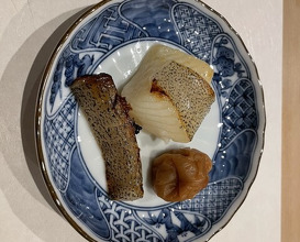 Dinner at Sushi Dokoro Arima (鮨処 有馬)