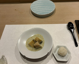 Dinner at Sushi Dokoro Arima (鮨処 有馬)