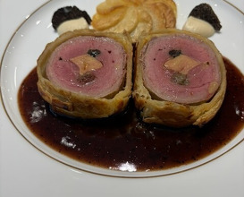 Dinner at Chez Inno (シェ・イノ)