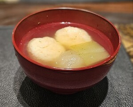 Dinner at Den (傳)