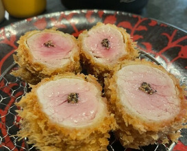 Dinner at Tonkatsu Fujii (とんかつ ふじ井)