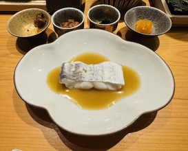 Dinner at Sushi Fujinaga (鮓 ふじなが)