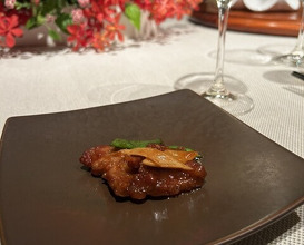 Dinner at Chinese Hanten Fureika (中国飯店 富麗華)