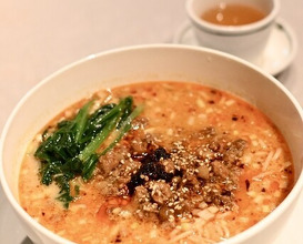 Dinner at Chinese Hanten Fureika (中国飯店 富麗華)