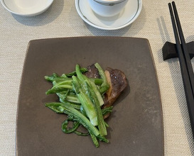 Dinner at Chinese Hanten Fureika (中国飯店 富麗華)