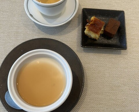 Dinner at Chinese Hanten Fureika (中国飯店 富麗華)