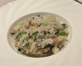 Dinner at Chinese Hanten Fureika (中国飯店 富麗華)