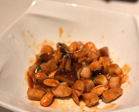 Dinner at Chinese Hanten Fureika (中国飯店 富麗華)
