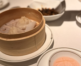 Dinner at Chinese Hanten Fureika (中国飯店 富麗華)