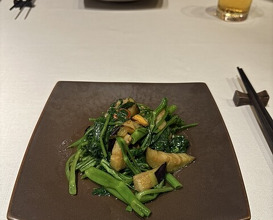 Dinner at Chinese Hanten Fureika (中国飯店 富麗華)