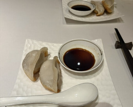 Dinner at Chinese Hanten Fureika (中国飯店 富麗華)