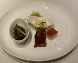 Dinner at Chinese Hanten Fureika (中国飯店 富麗華)