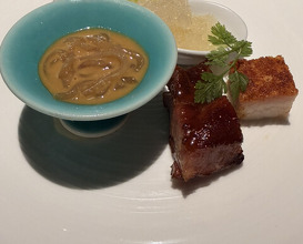 Dinner at Chinese Hanten Fureika (中国飯店 富麗華)