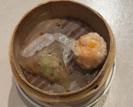 Dinner at Chinese Hanten Fureika (中国飯店 富麗華)