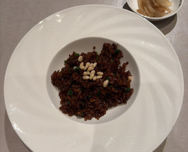 Dinner at Chinese Hanten Fureika (中国飯店 富麗華)