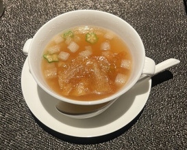 Dinner at Chinese Hanten Fureika (中国飯店 富麗華)