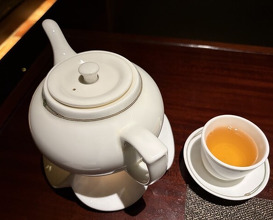 Dinner at Chinese Hanten Fureika (中国飯店 富麗華)