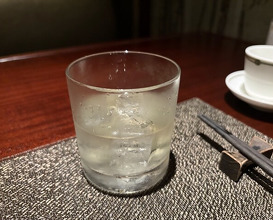 Dinner at Chinese Hanten Fureika (中国飯店 富麗華)