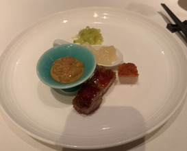 Dinner at Chinese Hanten Fureika (中国飯店 富麗華)