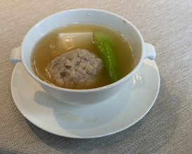 Dinner at Chinese Hanten Fureika (中国飯店 富麗華)
