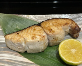 Dinner at Hassun (八寸)