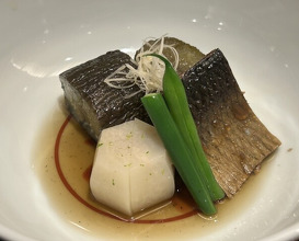 Dinner at Hassun (八寸)