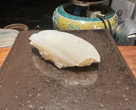 Dinner at HATSUNEZUSHI (初音鮨)