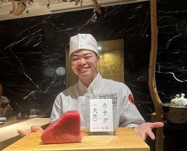 Dinner at HATSUNEZUSHI (初音鮨)