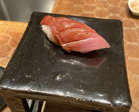 Dinner at HATSUNEZUSHI (初音鮨)