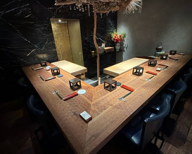Dinner at HATSUNEZUSHI (初音鮨)
