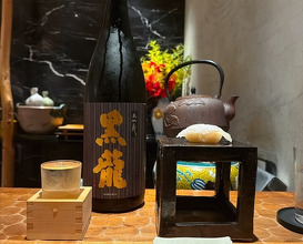 Dinner at HATSUNEZUSHI (初音鮨)