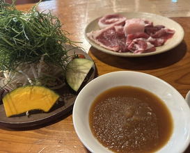 Dinner at Hitsujiya (ひつじや)